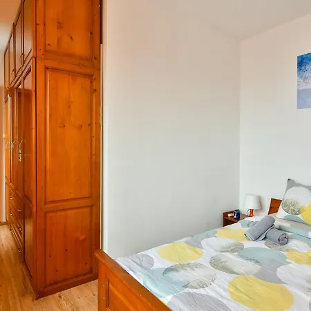 Thermae, Steps From The Sea With Free Parking Lägenhet