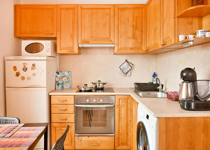 Thermae, Steps From The Sea With Free Parking Апартамент *