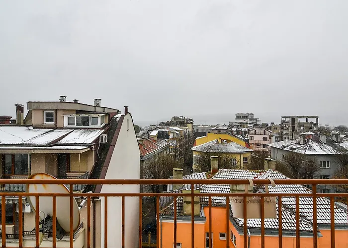 Thermae, Steps From The Sea With Free Parking Daire *